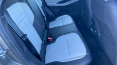 Land Rover Range Rover Evoque 2.0 D200 R-Dynamic SE 5dr Auto Diesel Hatchback